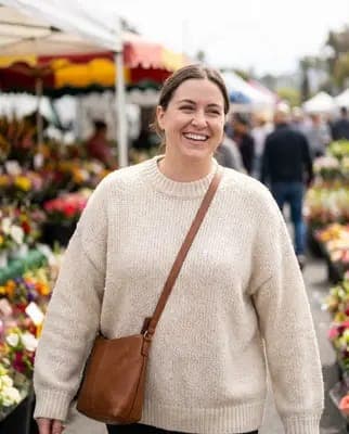 Weekend Market Stroll - MakeMyTrend
